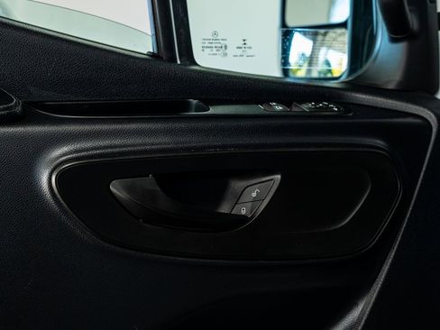 Used 2022 Mercedes-Benz Sprinter 3500 image 27