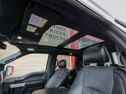 Used 2018 Ford F150 Lariat w/ Equipment Group 502A Luxury AWD/4WD image 17