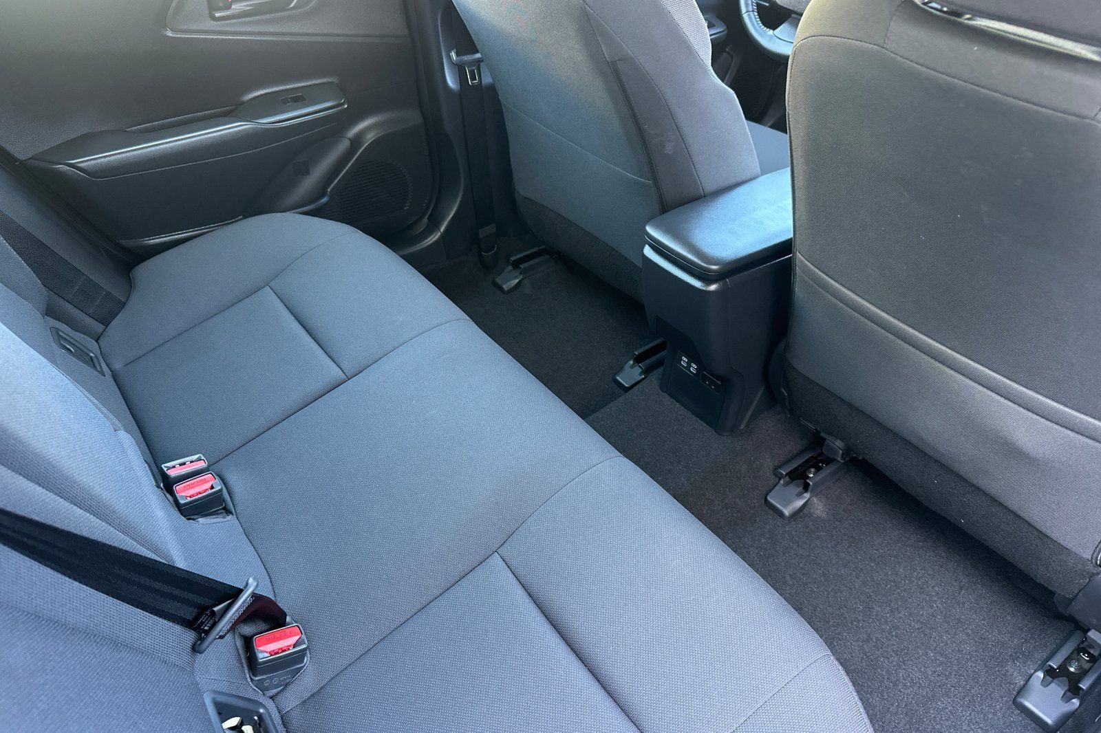 Certified 2026 Toyota Prius Plug-In Hybrid FWD image 19