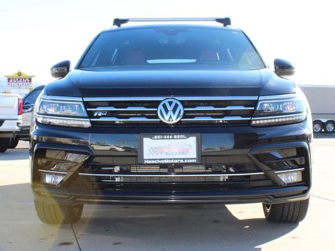 Used 2021 Volkswagen Tiguan SEL Premium R-Line image 18