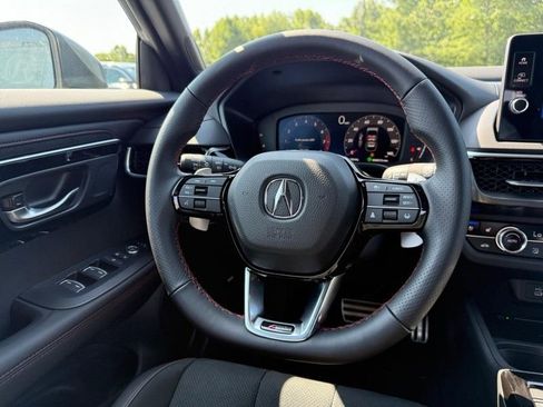 Certified 2025 Acura ADX A-Spec image 9