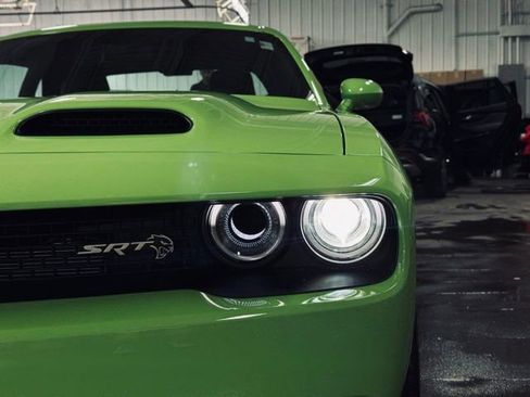 Used 2023 Dodge Challenger SRT Hellcat image 4