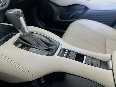 Certified 2024 Honda HR-V EX-L image 26