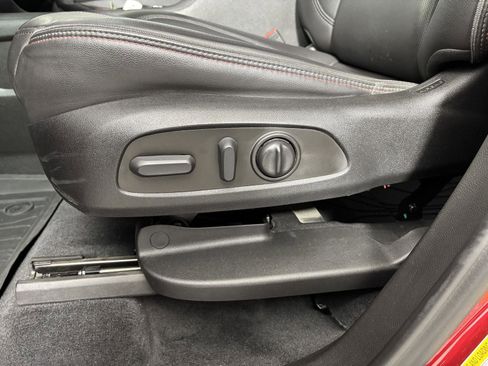 Used 2023 Chevrolet Traverse RS w/ LPO, Floor Liner Package image 13