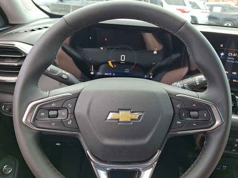 New 2026 Chevrolet TrailBlazer LT w/ Convenience Package AWD/4WD image 9
