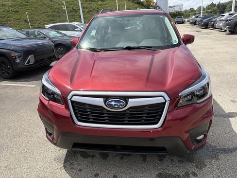 Used 2021 Subaru Forester Premium AWD/4WD image 12