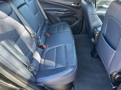 Used 2022 Chevrolet Bolt EUV Premier image 15