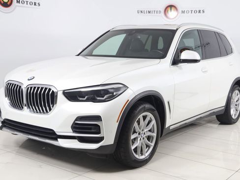 Used 2023 BMW X5 xDrive40i w/ Premium Package AWD/4WD image 5