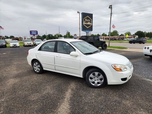 Used 2007 Kia Spectra EX FWD image 2