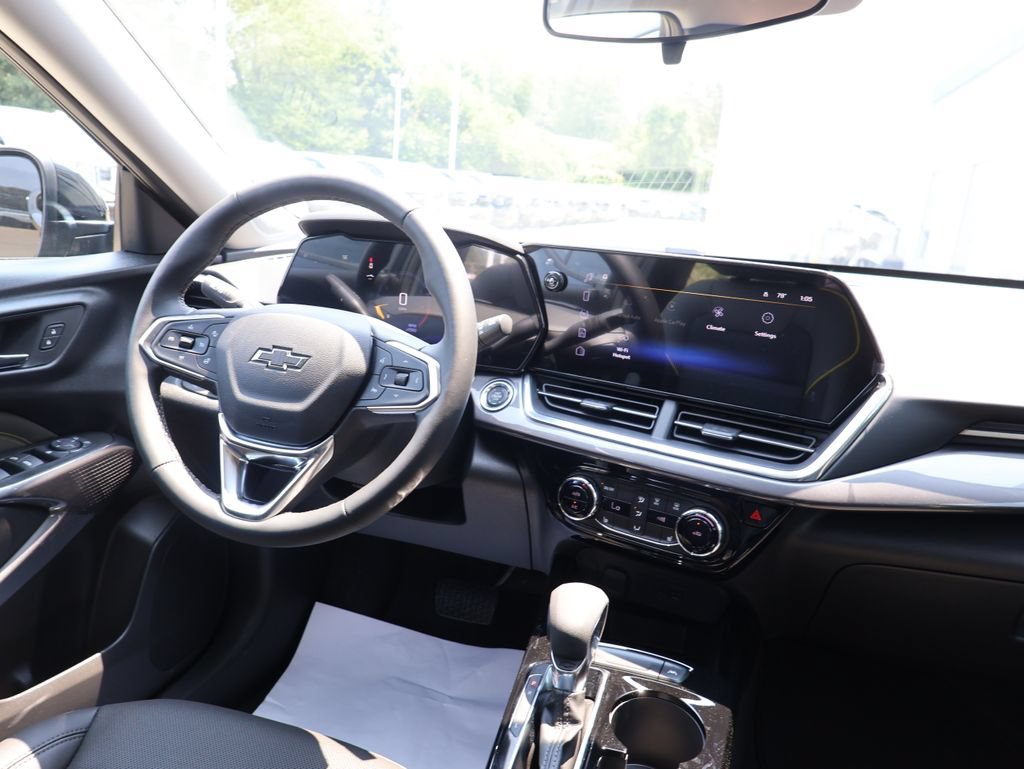 New 2026 Chevrolet Trax ACTIV w/ Driver Confidence Package FWD image 26