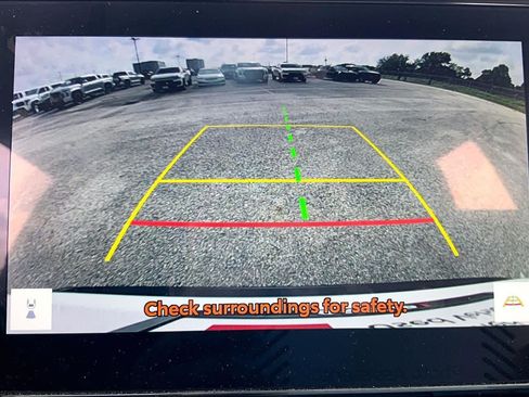 Used 2025 Toyota RAV4 LE AWD/4WD image 26