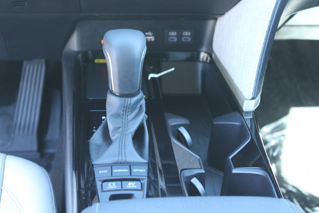 Used 2026 Toyota Camry XLE FWD image 17