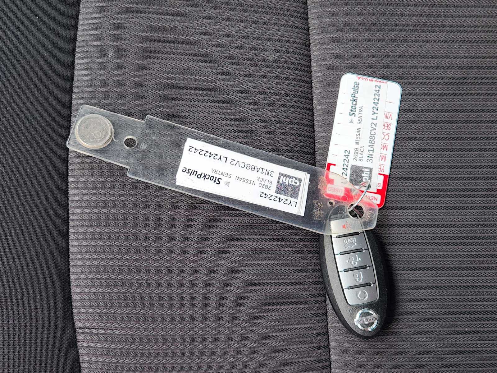 Used 2020 Nissan Sentra SV FWD image 33