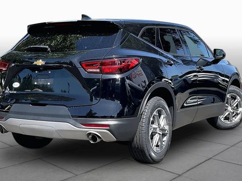 Used 2024 Chevrolet Blazer LT FWD image 13