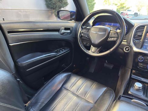 Used 2018 Chrysler 300 S w/ 300S Premium Group image 25