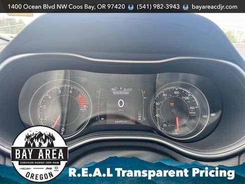 Used 2022 Jeep Cherokee Latitude w/ Trailer Tow Group image 9