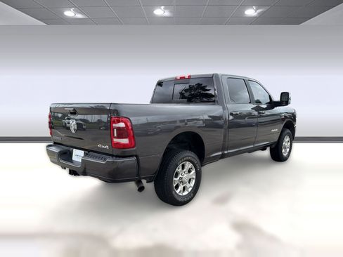 Used 2024 RAM 2500 Laramie w/ Safety Group AWD/4WD image 8