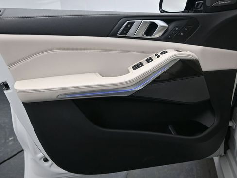 Used 2023 BMW X5 M50i w/ Executive Package image 26