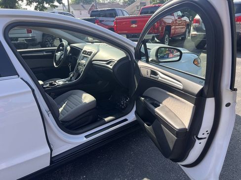 Used 2016 Ford Fusion S FWD image 24