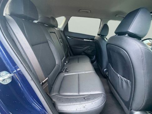 Certified 2025 Kia Seltos EX AWD/4WD image 16