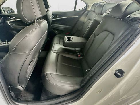 Used 2026 Genesis G70 2.5T RWD image 27