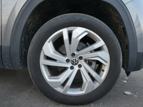 Used 2022 Volkswagen Atlas SE image 19