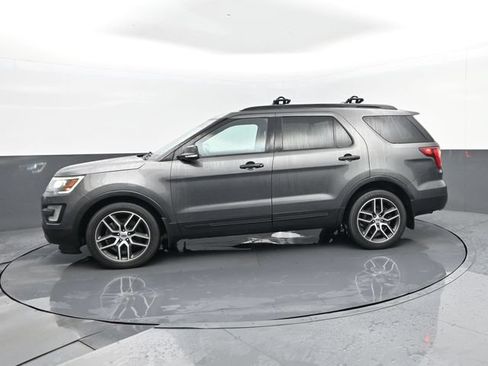 Used 2017 Ford Explorer Sport AWD/4WD image 5