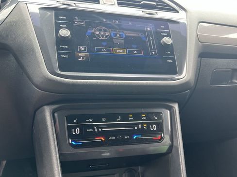 Certified 2024 Volkswagen Tiguan SE R-Line image 19