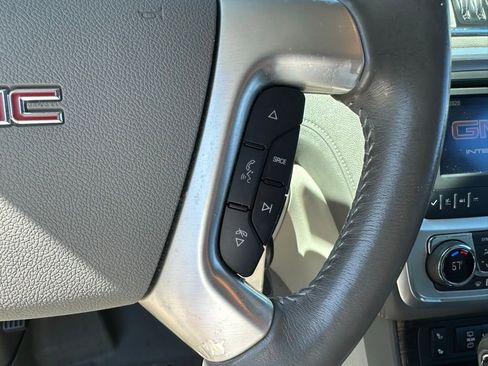 Used 2017 GMC Acadia Limited SLT image 27