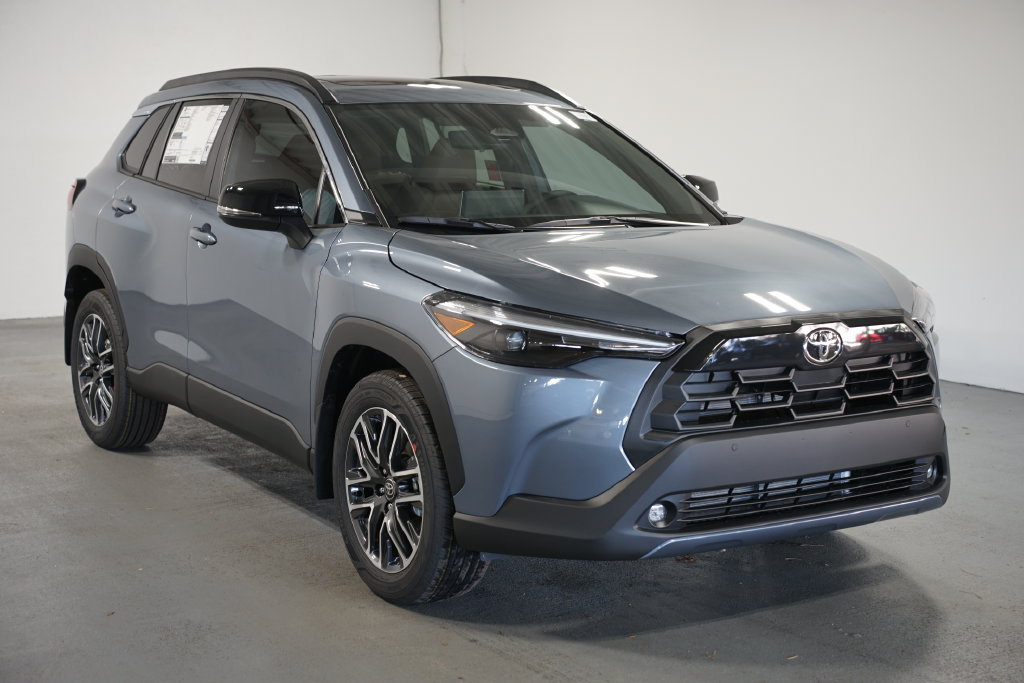 New 2026 Toyota Corolla Cross XLE FWD image 3