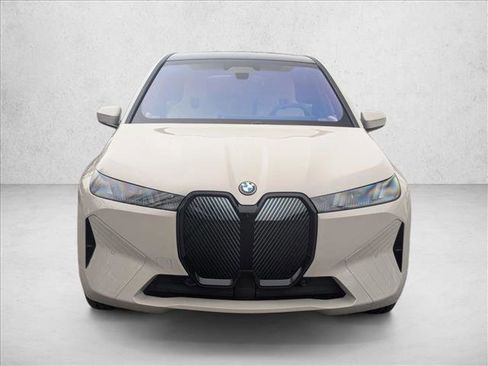 New 2026 BMW iX xDrive60 image 6