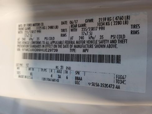 Used 2017 Ford Escape SE w/ SE Cold Weather Package FWD image 33