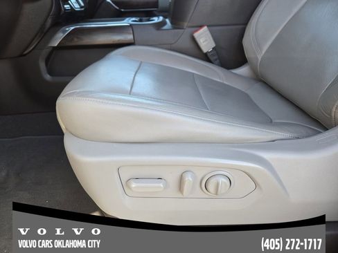 Used 2020 GMC Sierra 1500 SLT image 25