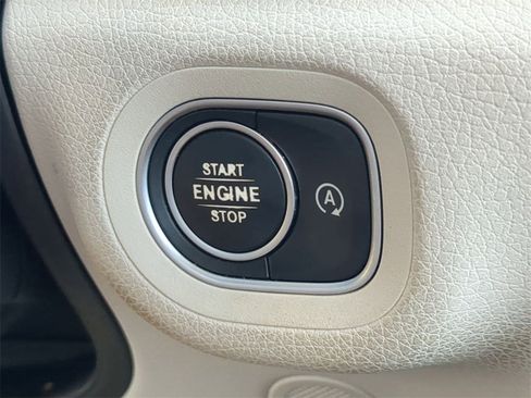 Used 2020 Mercedes-Benz GLS 450 4MATIC image 30