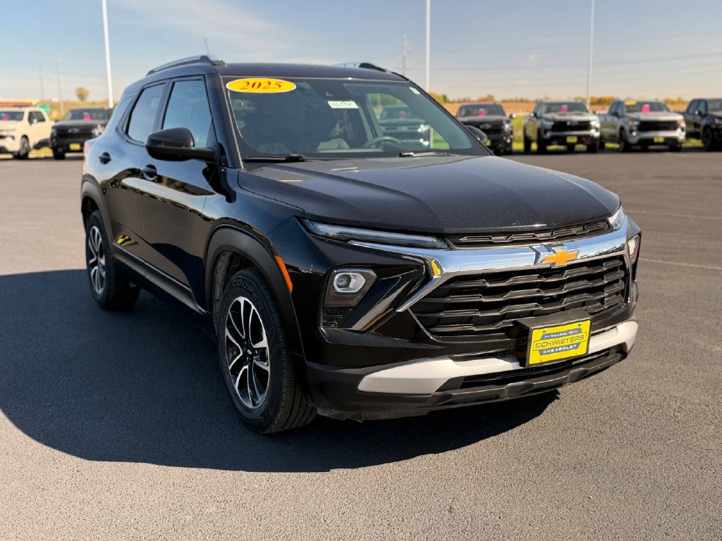 Used 2025 Chevrolet TrailBlazer LT FWD image 5