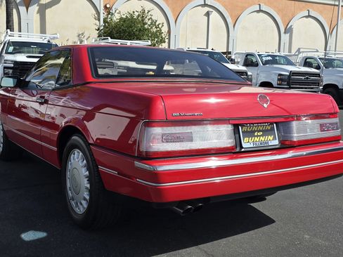 Used 1993 Cadillac Allante image 8
