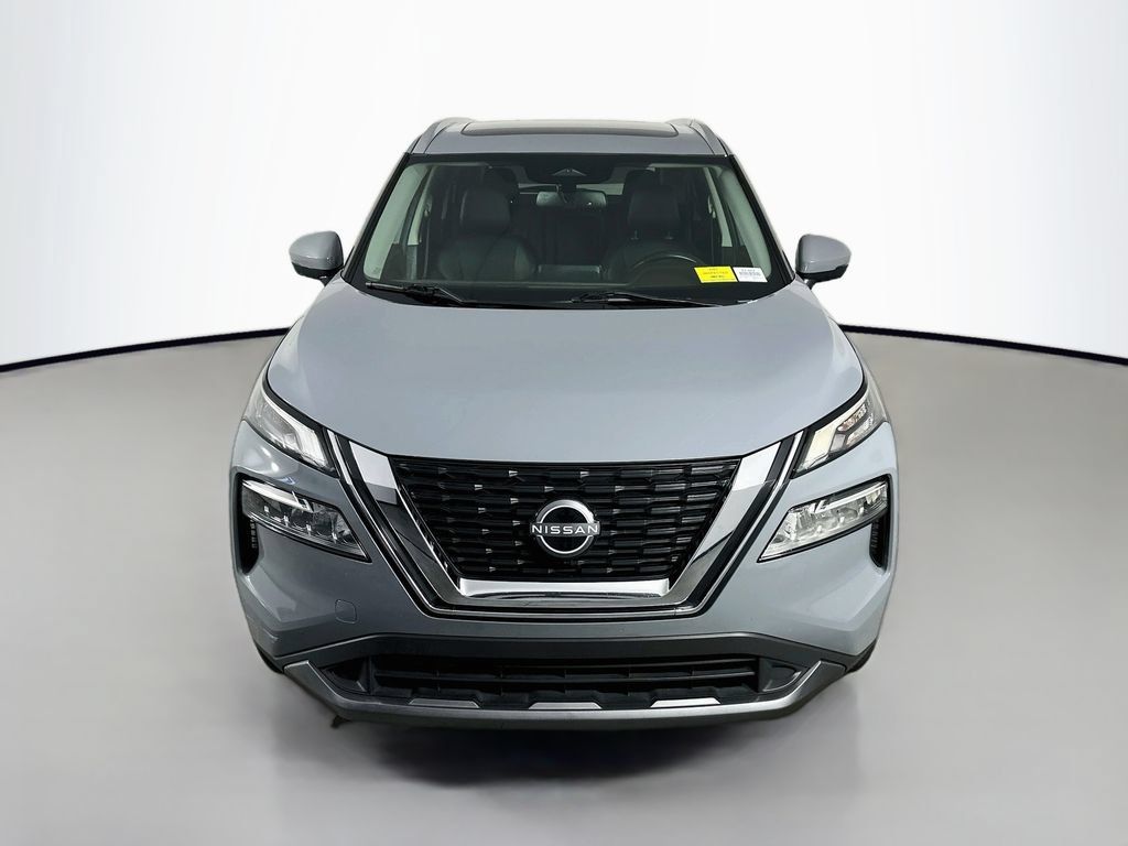 Used 2023 Nissan Rogue SL AWD/4WD image 2