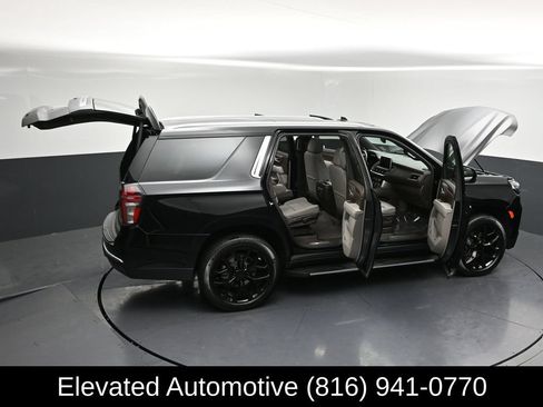 Used 2023 Chevrolet Tahoe LT w/ Luxury Package AWD/4WD image 33