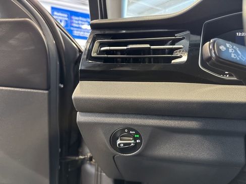 Used 2025 Volkswagen Jetta S image 20