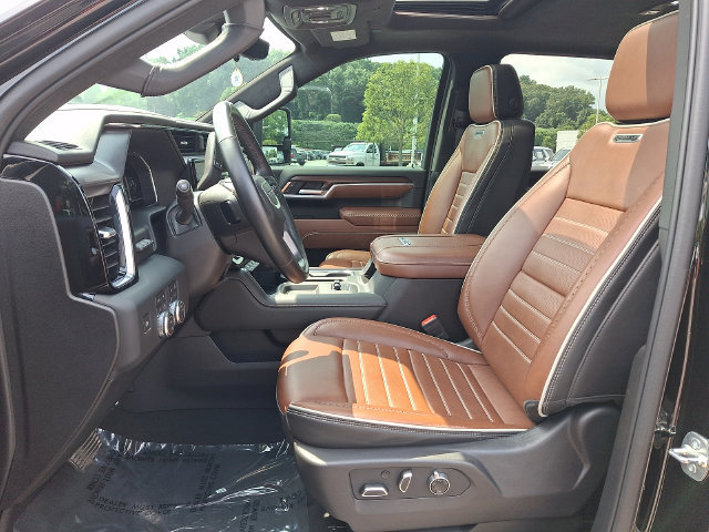 Used 2025 GMC Sierra 2500 Denali Ultimate AWD/4WD image 2