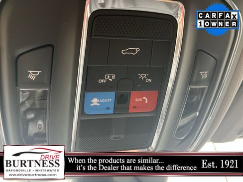 Used 2023 Jeep Grand Cherokee Limited w/ Black Appearance Package image 36