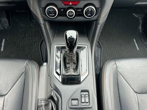 Used 2020 Subaru Crosstrek 2.0i Limited w/ Moonroof Package w/Navigation image 36