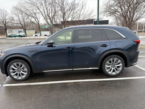 Used 2024 MAZDA CX-90 3.3 Turbo w/ Premium Plus Pkg image 6