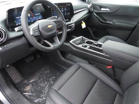 New 2026 Chevrolet Equinox LT w/ Convenience Package II image 6