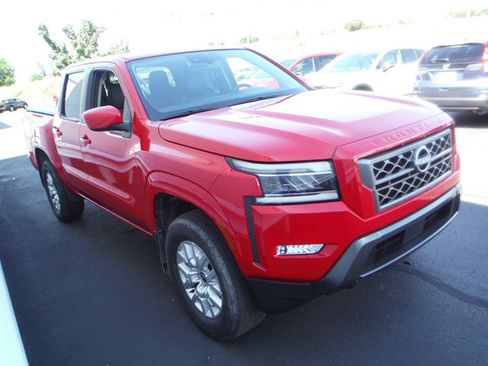 Used 2023 Nissan Frontier SV w/ SV Premium Package AWD/4WD image 9