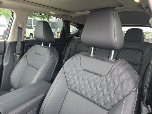 New 2026 Nissan Murano Platinum AWD/4WD image 9