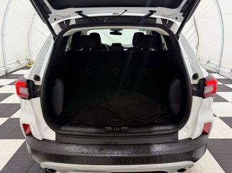 Used 2024 Ford Escape Active video 4