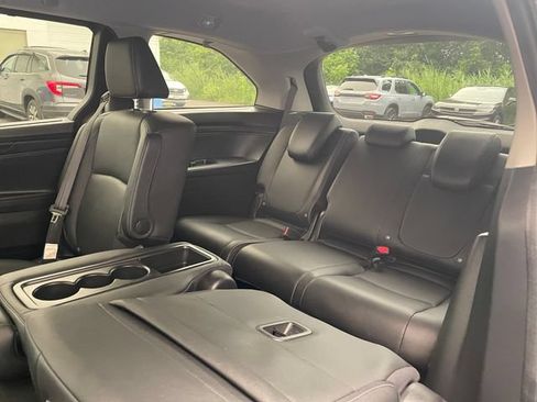 Used 2024 Honda Odyssey EX-L image 17