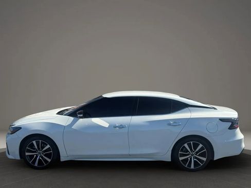Used 2023 Nissan Maxima SV w/ Floor Mat Group FWD image 10