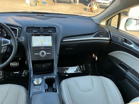 Used 2017 Ford Fusion Titanium image 17